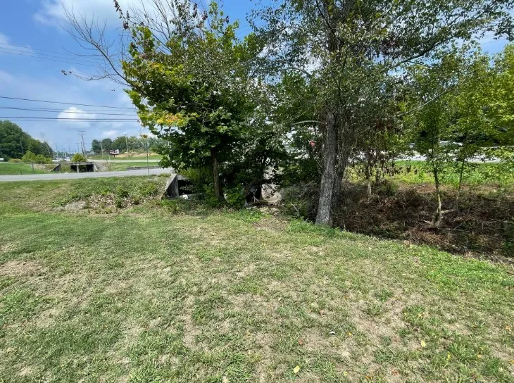 481 W Broad St Smithville, TN 37166