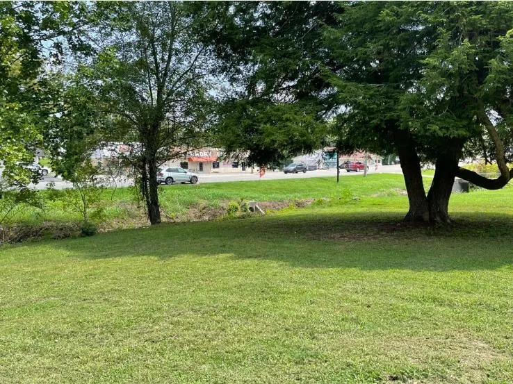 481 W Broad St Smithville, TN 37166
