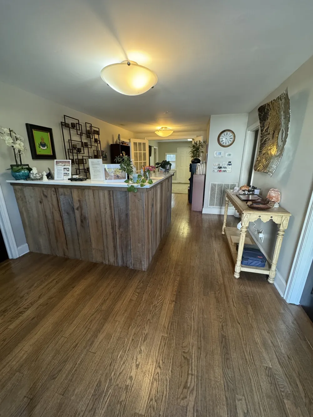 628 W Iris Dr Nashville, TN 37204