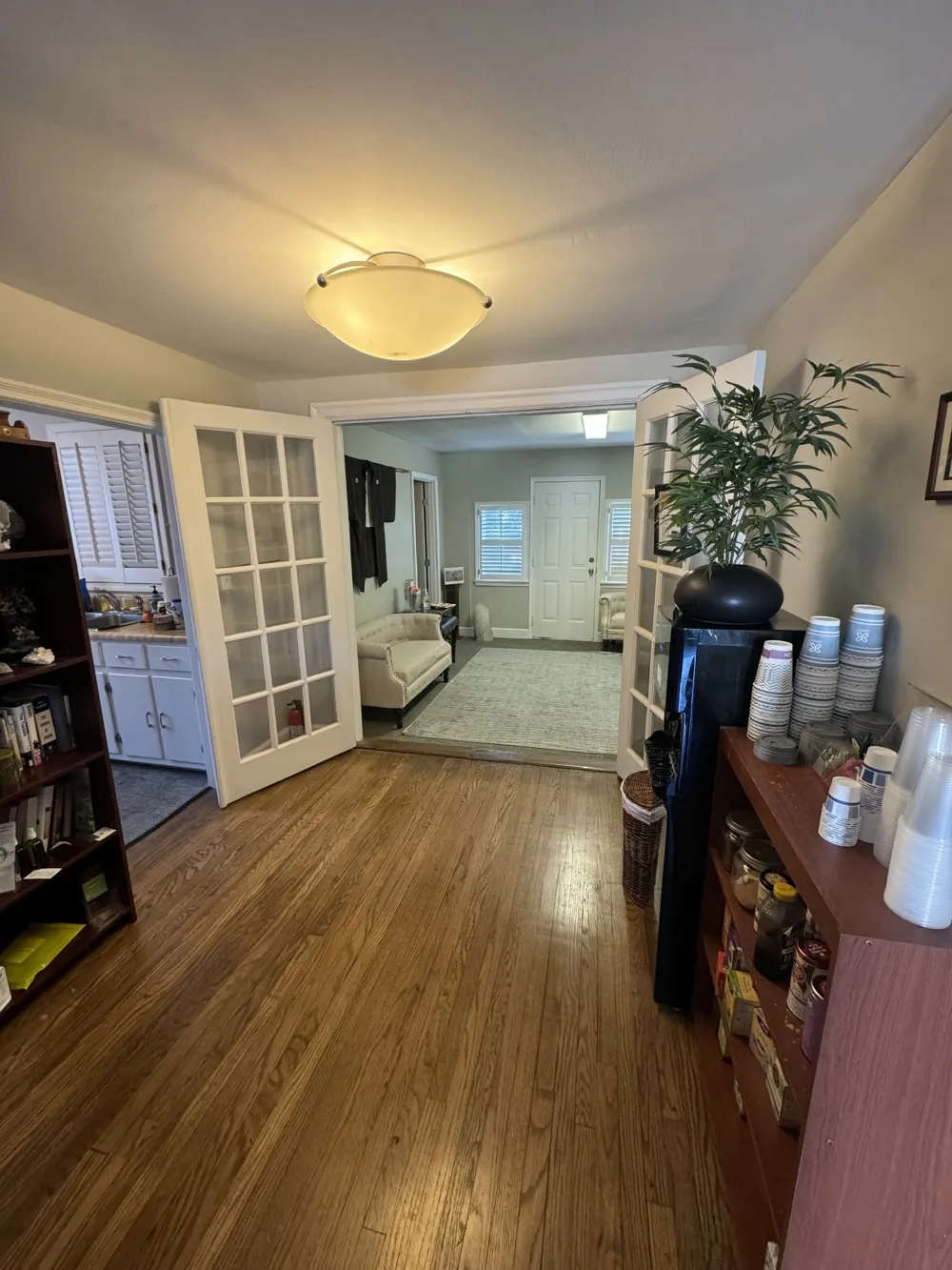628 W Iris Dr Nashville, TN 37204