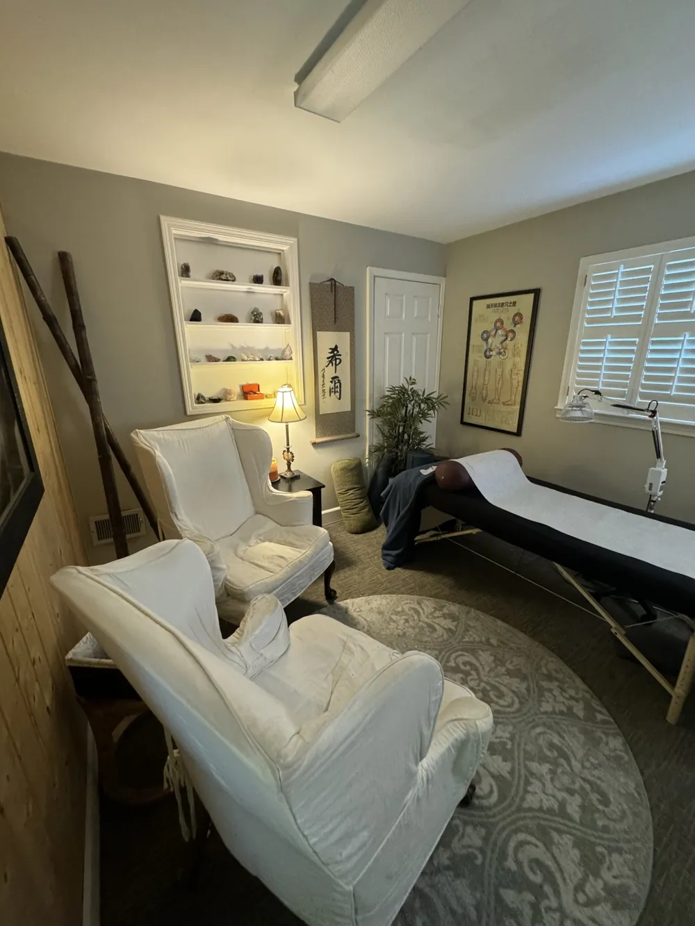 628 W Iris Dr Nashville, TN 37204
