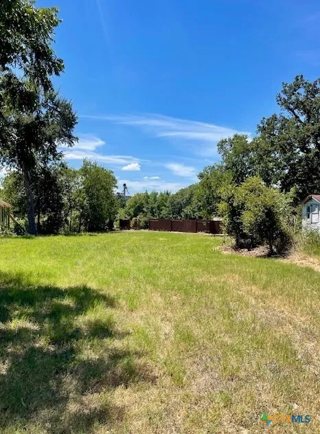 505 E 4th Street Cameron, TX 76520