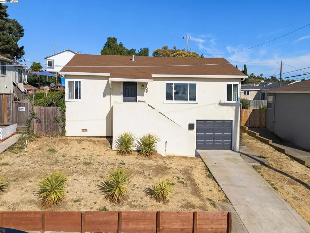 108 Mesa Vallejo, CA 94591