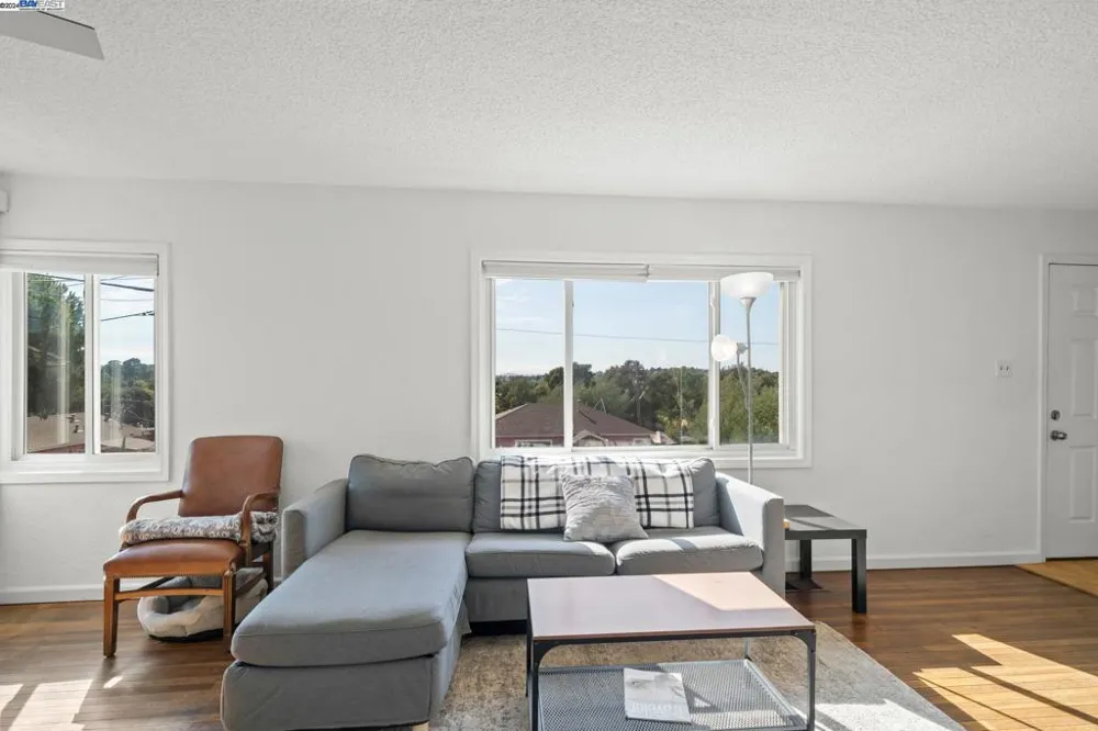 108 Mesa Vallejo, CA 94591