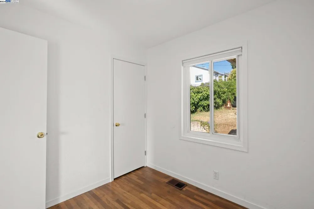 108 Mesa Vallejo, CA 94591