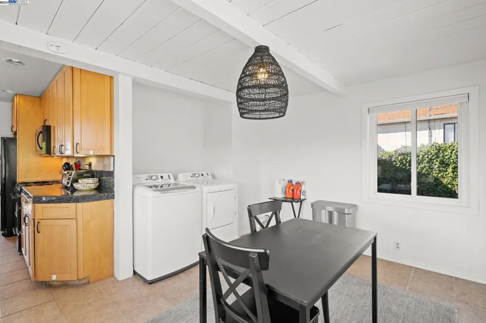 108 Mesa Vallejo, CA 94591
