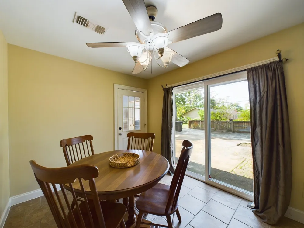 9117 Richland Drive Houston, TX 77078