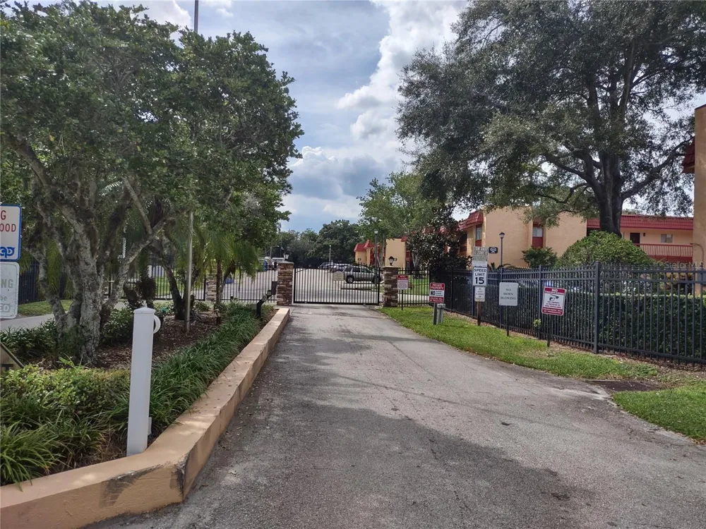 2860 N POWERS DRIVE #133 Orlando, FL 32818