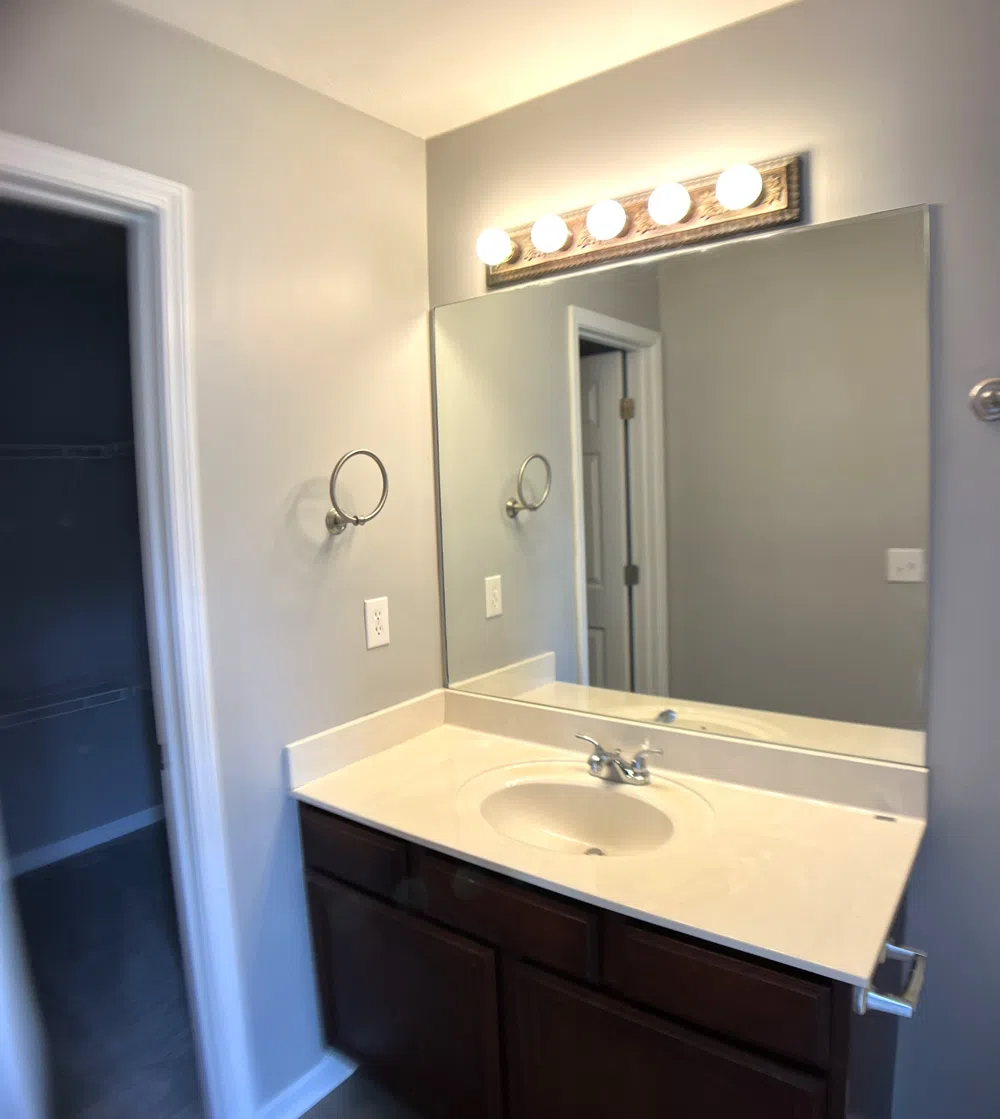 4007 George Buchanan Dr La Vergne, TN 37086