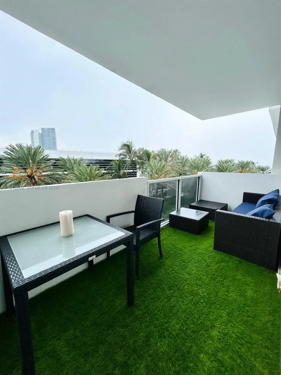 100 Lincoln Rd #445 Miami Beach, FL 33139