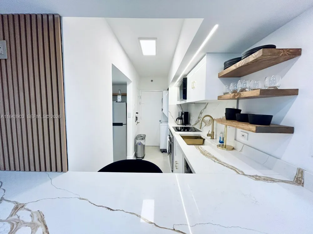 100 Lincoln Rd #445 Miami Beach, FL 33139