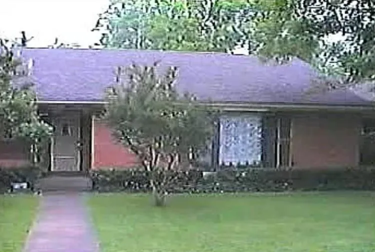 5208 Caladium Drive Dallas, TX 75229