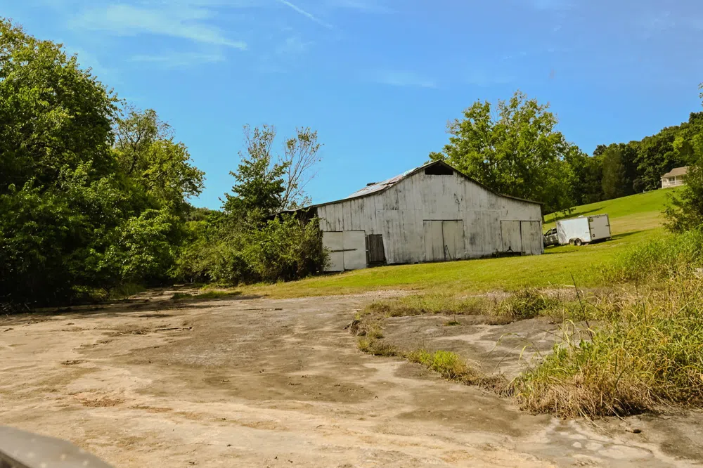 0 John Donald Lane Brush Creek, TN 38547