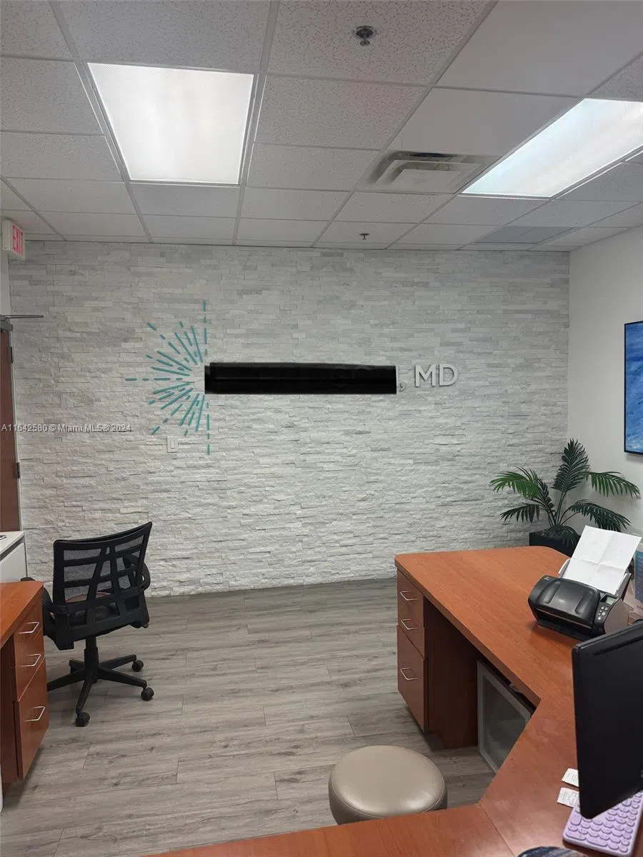 Address Not Shown Aventura, FL 33180