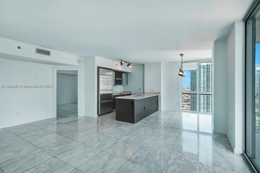 55 SE 6th St #3401 Miami, FL 33131