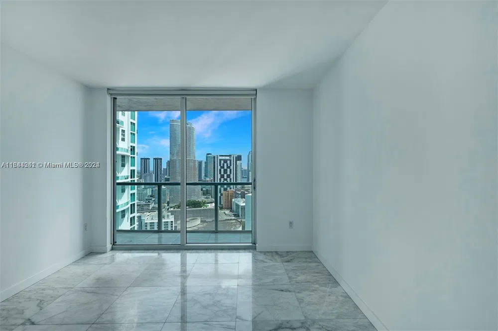 55 SE 6th St #3401 Miami, FL 33131