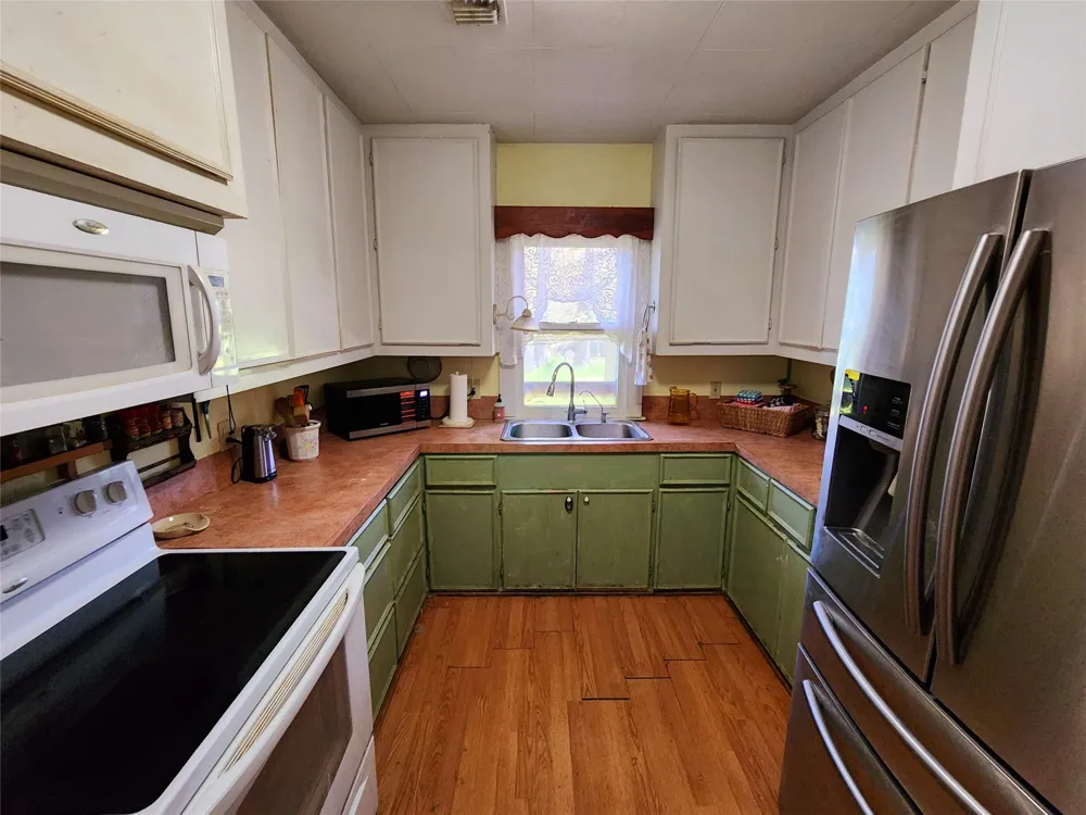 5100 Wood Duck Drive Flatonia, TX 78959