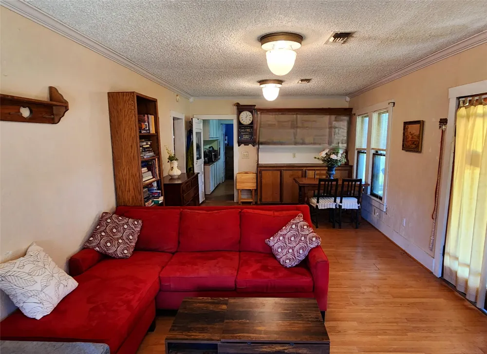 5100 Wood Duck Drive Flatonia, TX 78959