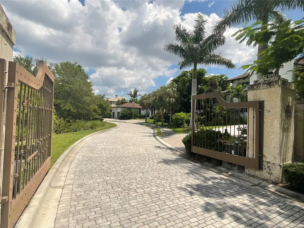 0 SHARSWOOD LANE Sarasota, FL 34242