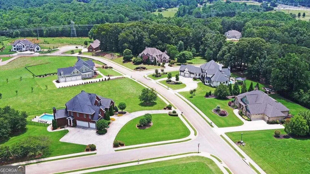 5420 Planting Field LN Flowery Branch, GA 30542