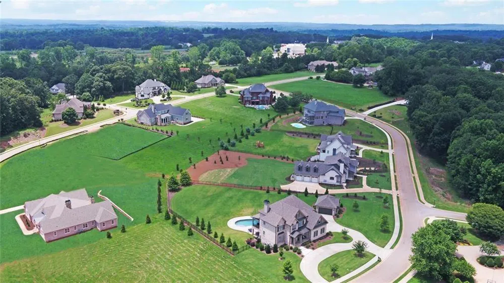 5427 Planting Field Lane Flowery Branch, GA 30542