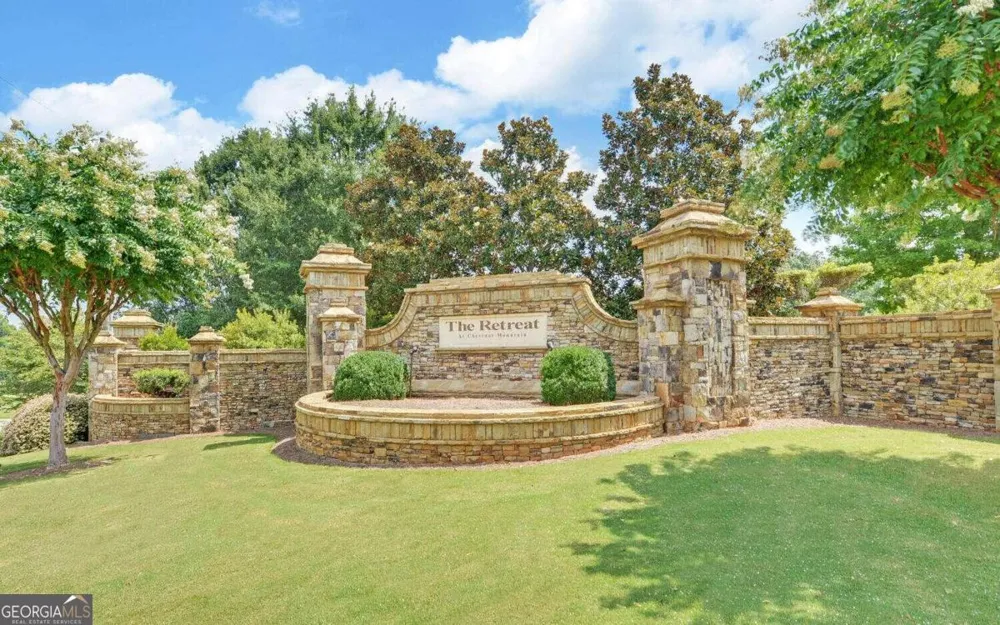 5427 Planting Field LN Flowery Branch, GA 30542