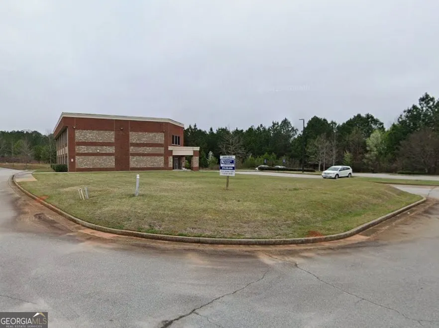 195 Northpark TRL Stockbridge, GA 30281