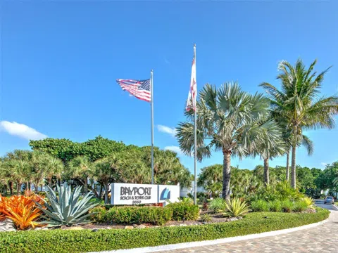 739 BAYPORT WAY #739