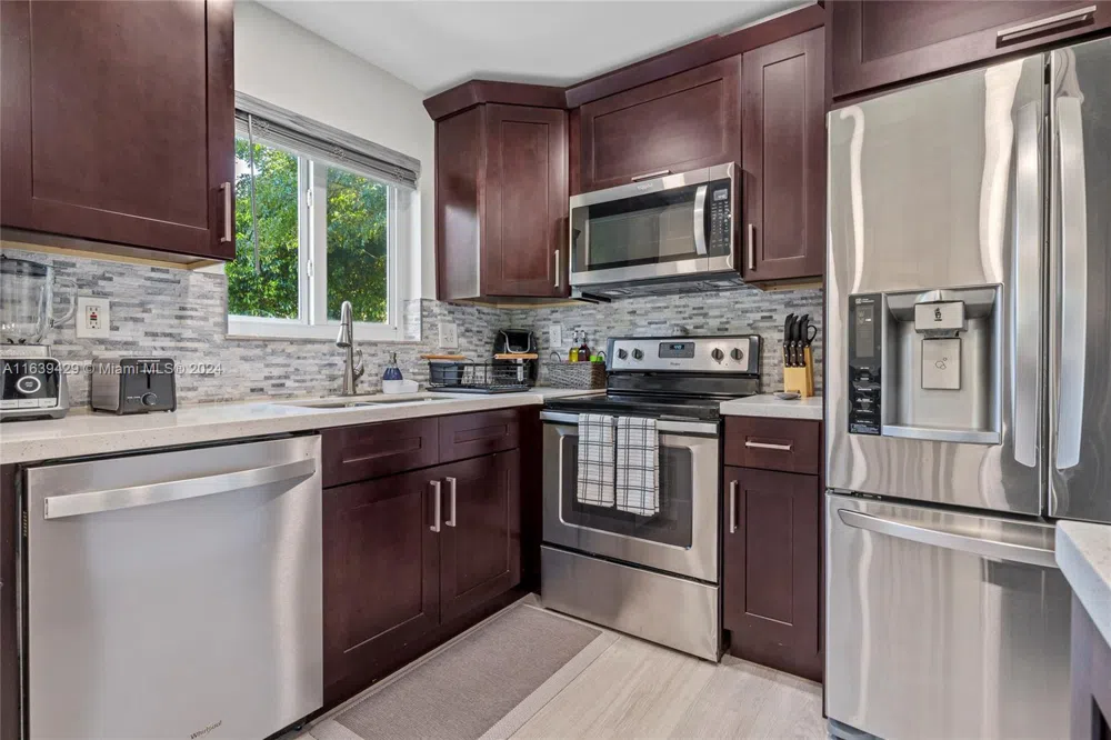 18606 SW 100th Ave #18606 Cutler Bay, FL 33157