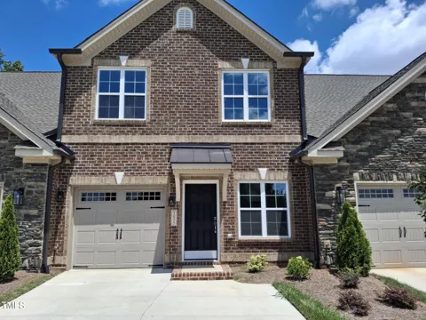 1055 Talisker Way #19