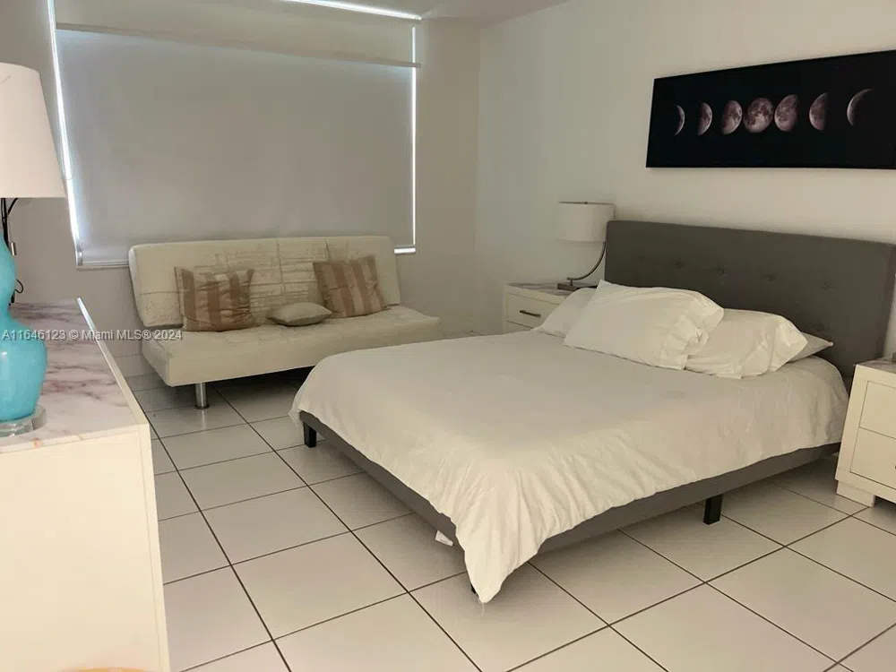 5151 Collins Ave #629 Miami Beach, FL 33140