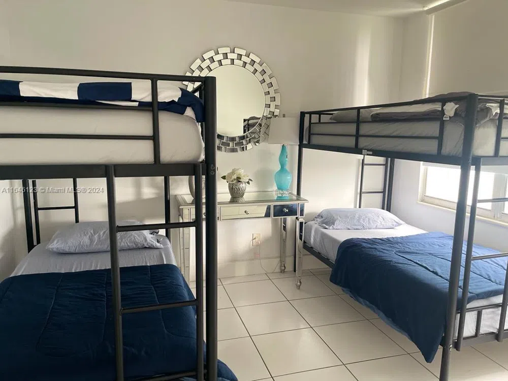 5151 Collins Ave #629 Miami Beach, FL 33140
