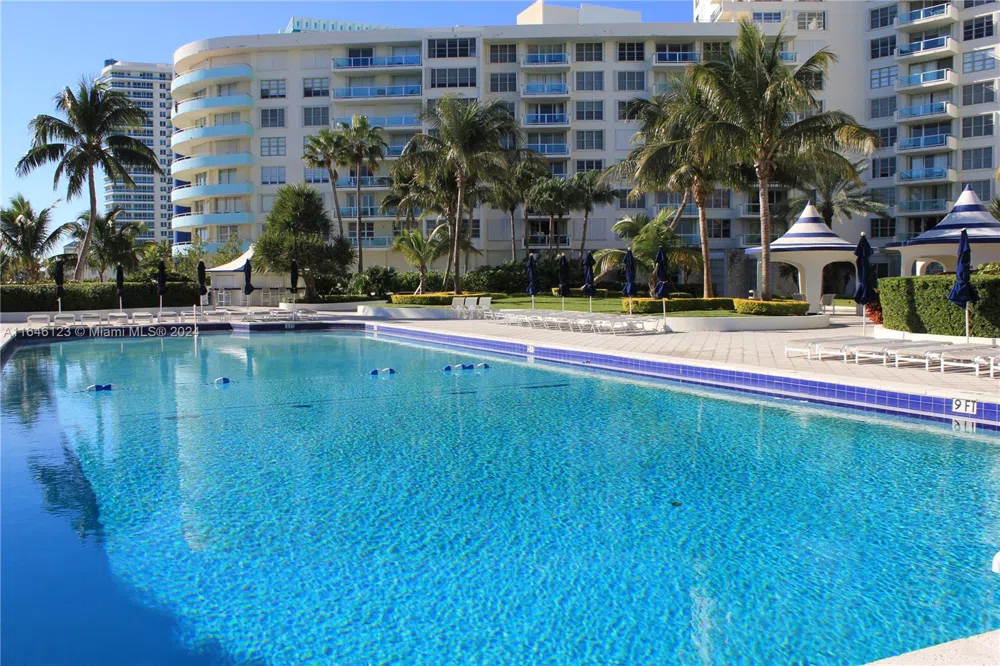 5151 Collins Ave #629 Miami Beach, FL 33140