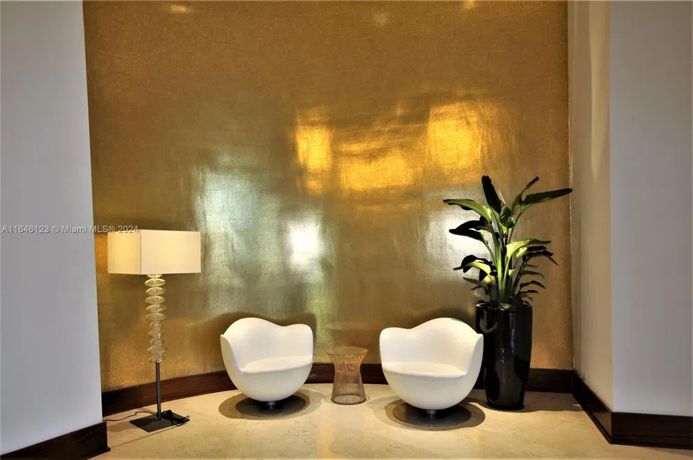 5151 Collins Ave #629 Miami Beach, FL 33140
