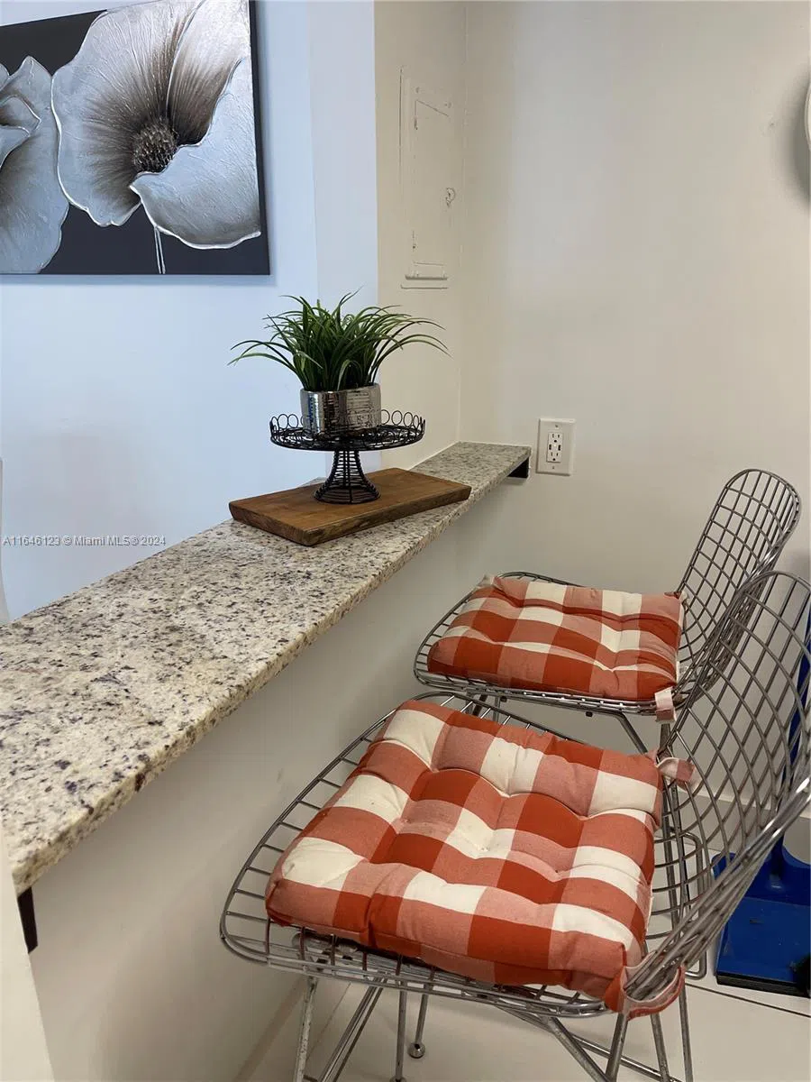 5151 Collins Ave #629 Miami Beach, FL 33140