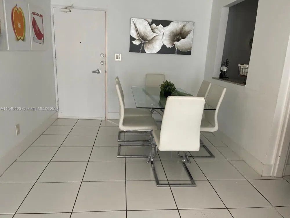 5151 Collins Ave #629 Miami Beach, FL 33140