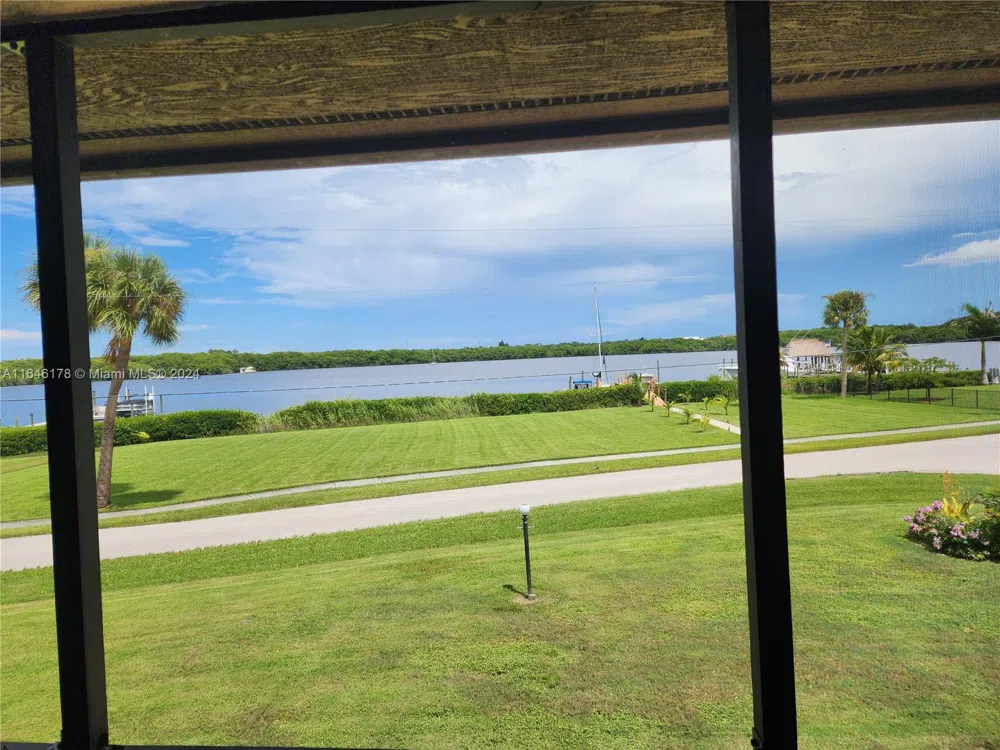 393 SW 35th St #393 Palm City, FL 34990