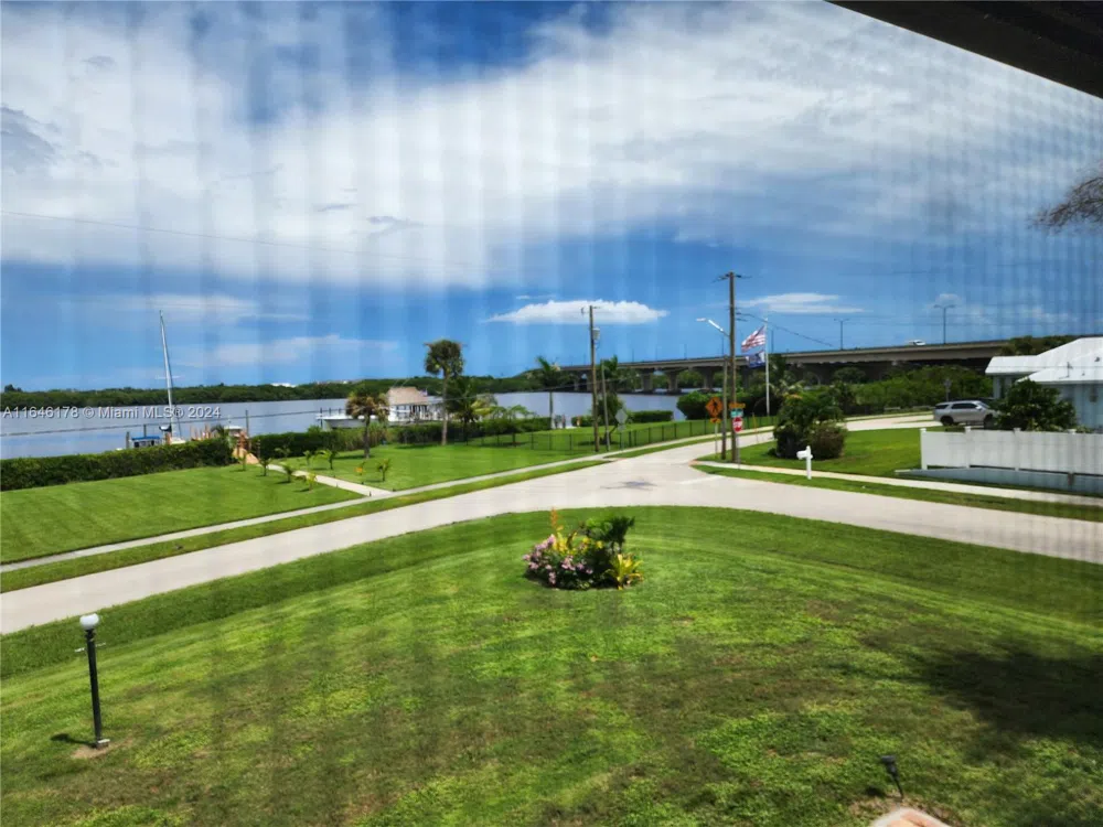 393 SW 35th St #393 Palm City, FL 34990
