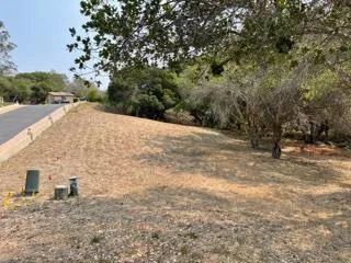 7190 Azzelio Way Salinas, CA 93907