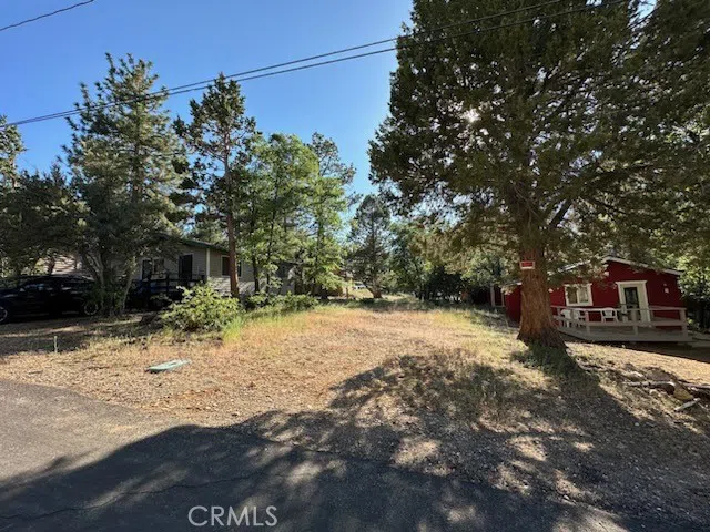 864 San Bernardino Avenue Sugarloaf, CA 92386