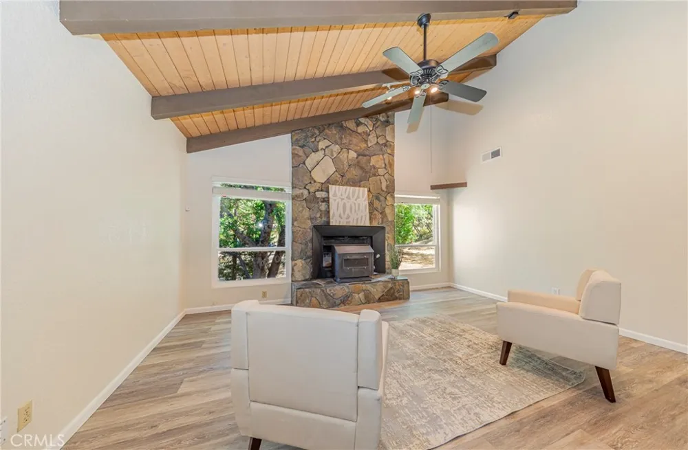 41243 Pamela Place Oakhurst, CA 93644
