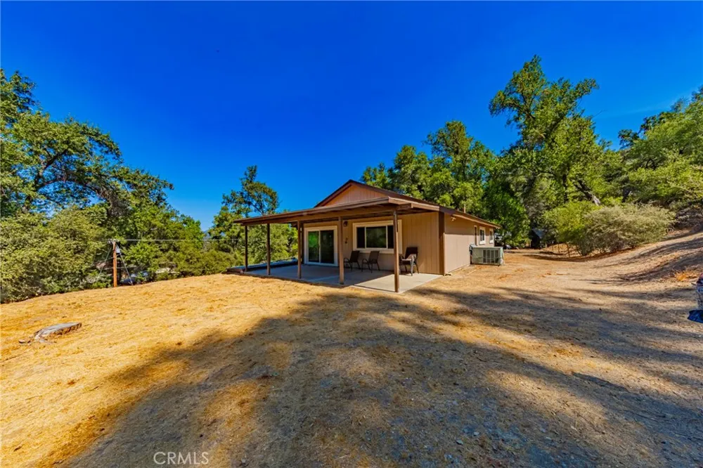 41243 Pamela Place Oakhurst, CA 93644