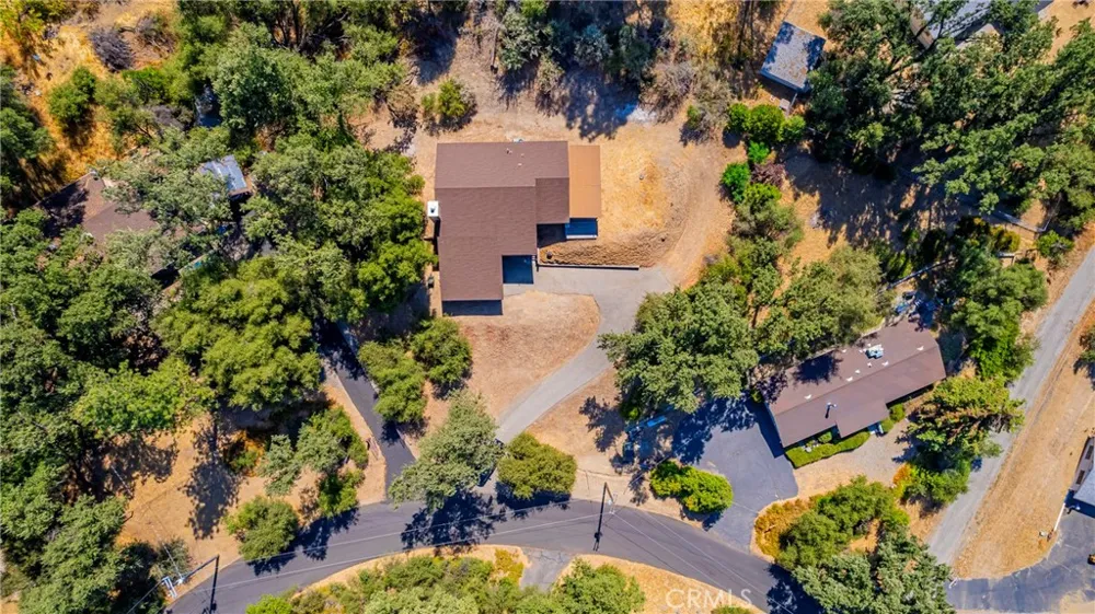 41243 Pamela Place Oakhurst, CA 93644