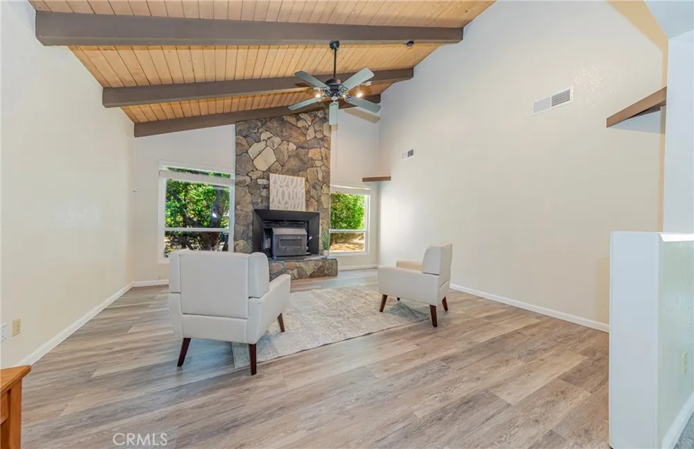 41243 Pamela Place Oakhurst, CA 93644