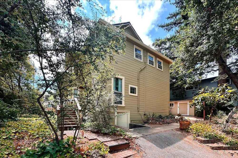 75 Fairview Plaza Los Gatos, CA 95030