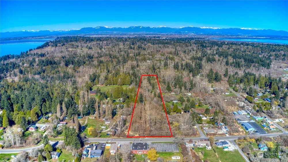 1438 Gulf Road Point Roberts, WA 98281