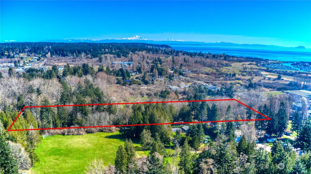 1438 Gulf Road Point Roberts, WA 98281