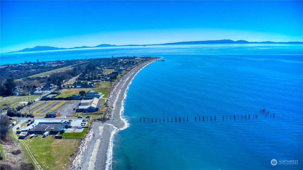 1438 Gulf Road Point Roberts, WA 98281