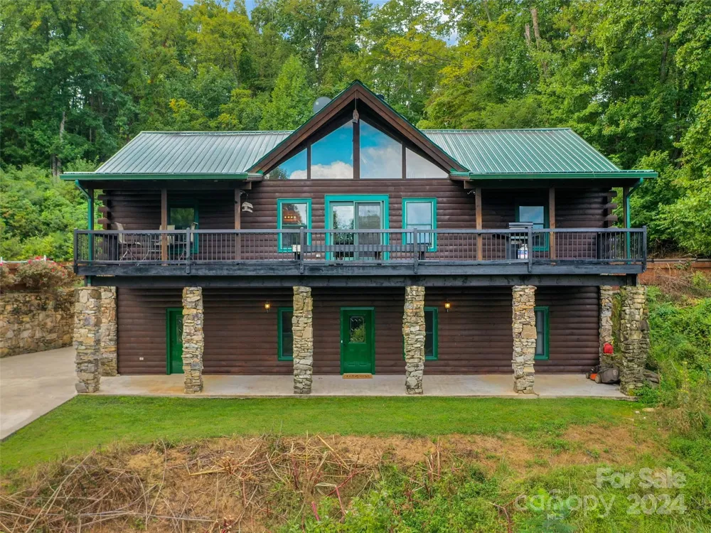 80 Austins Trail Canton, NC 28716