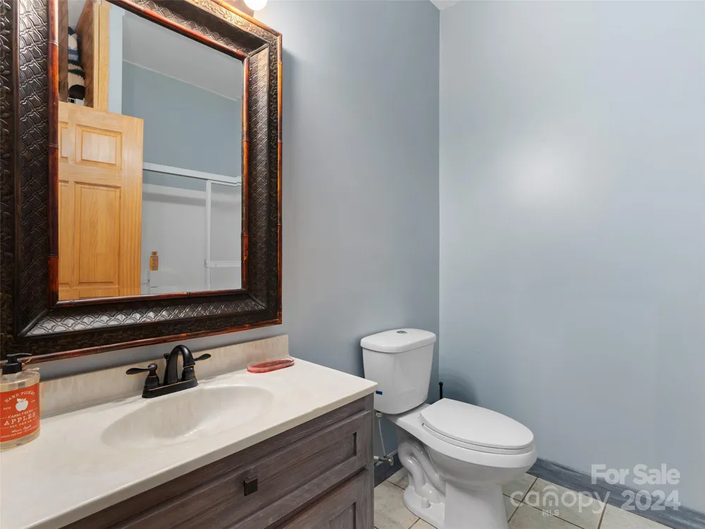 80 Austins Trail Canton, NC 28716